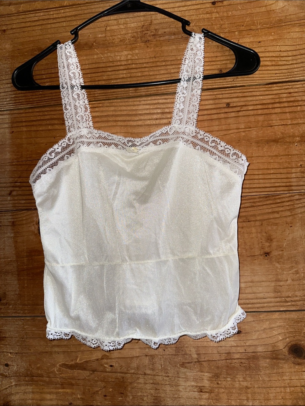 Vintage Lace-Trim Satin Cami Tank Top in Ivory